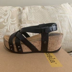 Bussola Black sandals